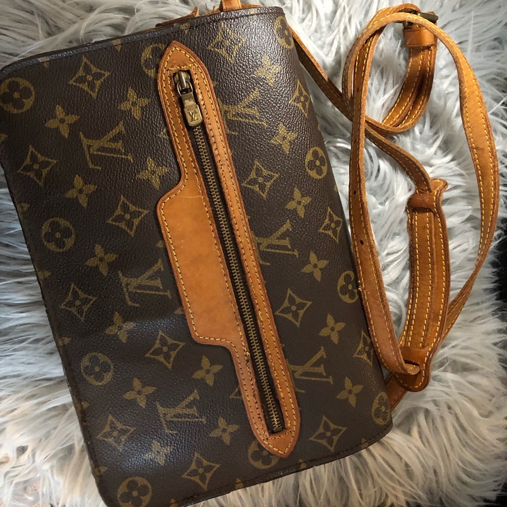 Vintage Louis Vuitton Crossbody Bag